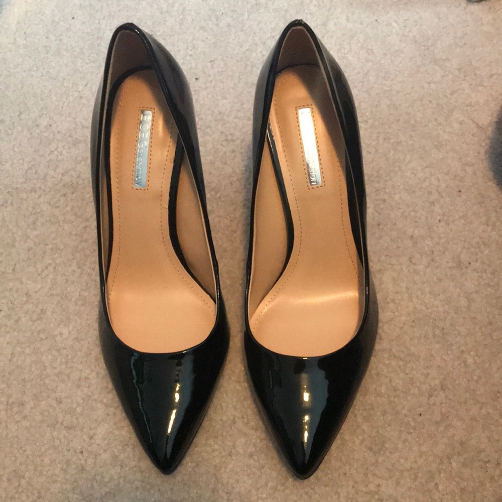 BCBGeneration Classic Black Shiny Heels, Size 6